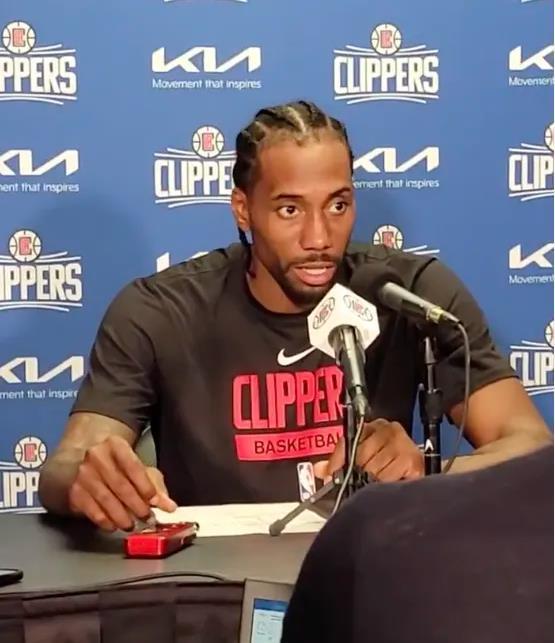 明确首发与 明确首发与